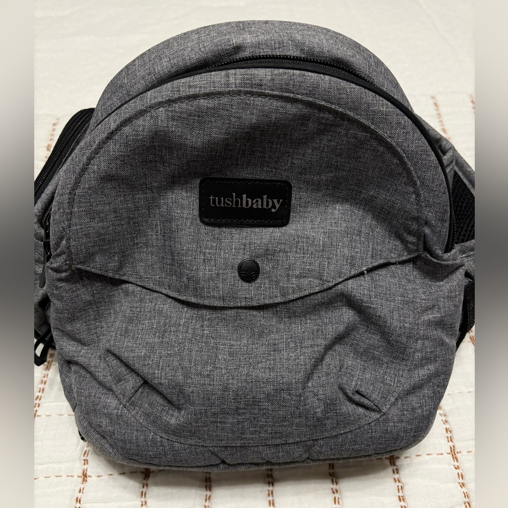 Tushbaby Infant Hip Carrier up to 45lbs